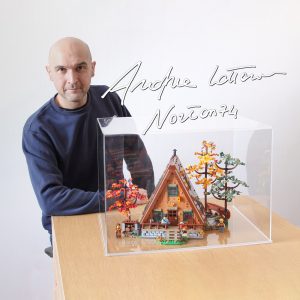 Teca per LEGO 21338 - Baita - L 50 x P 35 x H 35 cm norton74 Andrea Lattanzio