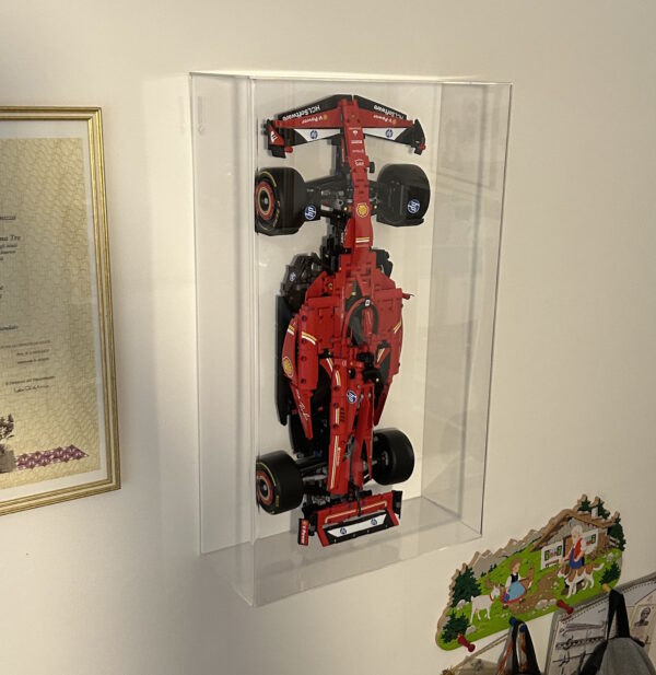 Teca da Muro per LEGO 42207 Monoposto F1 Ferrari SF-24